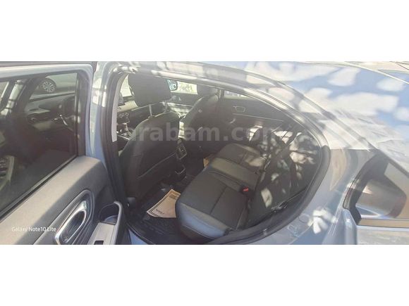 Sahibinden Honda HR-V 1.5 e-HEV Advance 2024 Model 