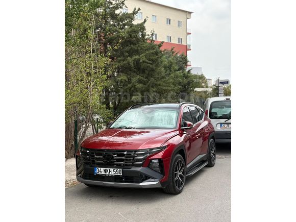 Sahibinden Hyundai Tucson 1.6 CRDi Elite Plus 2024 Model  27.000 km Bordo