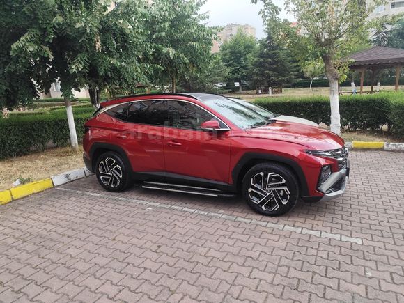 Sahibinden Hyundai Tucson 1.6 CRDi Elite Plus 2024 Model  27.000 km Bordo
