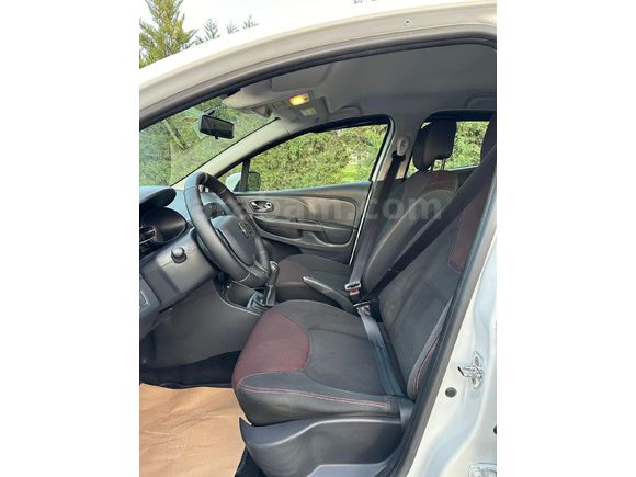 Sahibinden Renault Clio 1.2 Joy 2014 Model