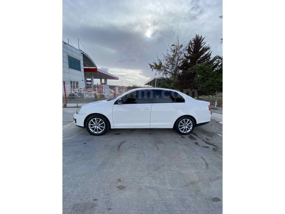 Sahibinden Volkswagen Jetta 1.6 Primeline 2011 Model 