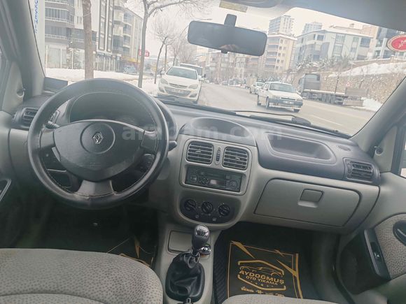 Sahibinden Renault Clio 1.4  2006 model