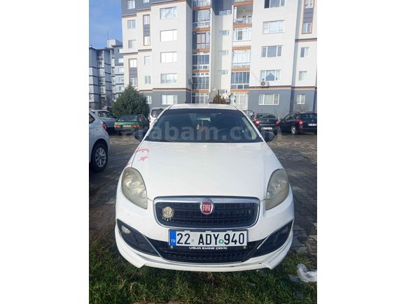 Sahibinden Fiat Linea 1.3 Multijet easy paket 2012 Model  255.000 km Beyaz