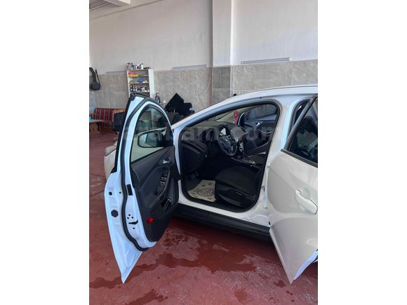  Acil Ford Focus 1.5 TDCi Trend X 2017 Model 