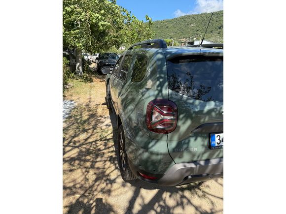 Dacia Duster 1.3 Tce Journey 2022 Model  FULL PAKET