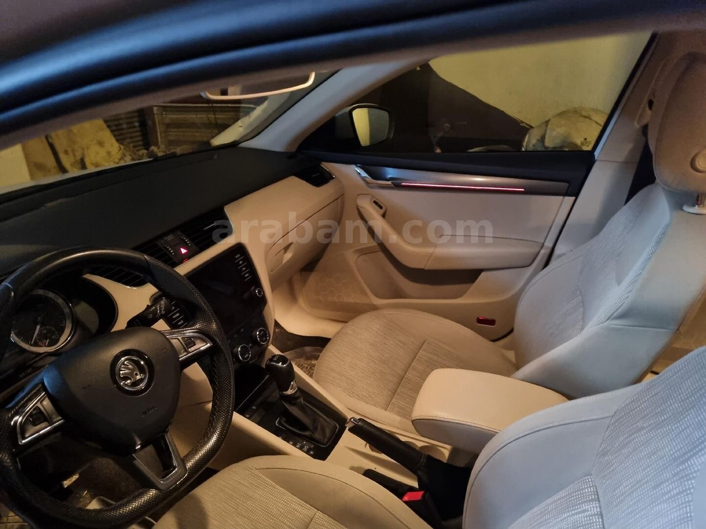 Sahibinden Skoda Octavia 1.6 TDI Style 2018 Model Manisa 63.000 km Beyaz 2