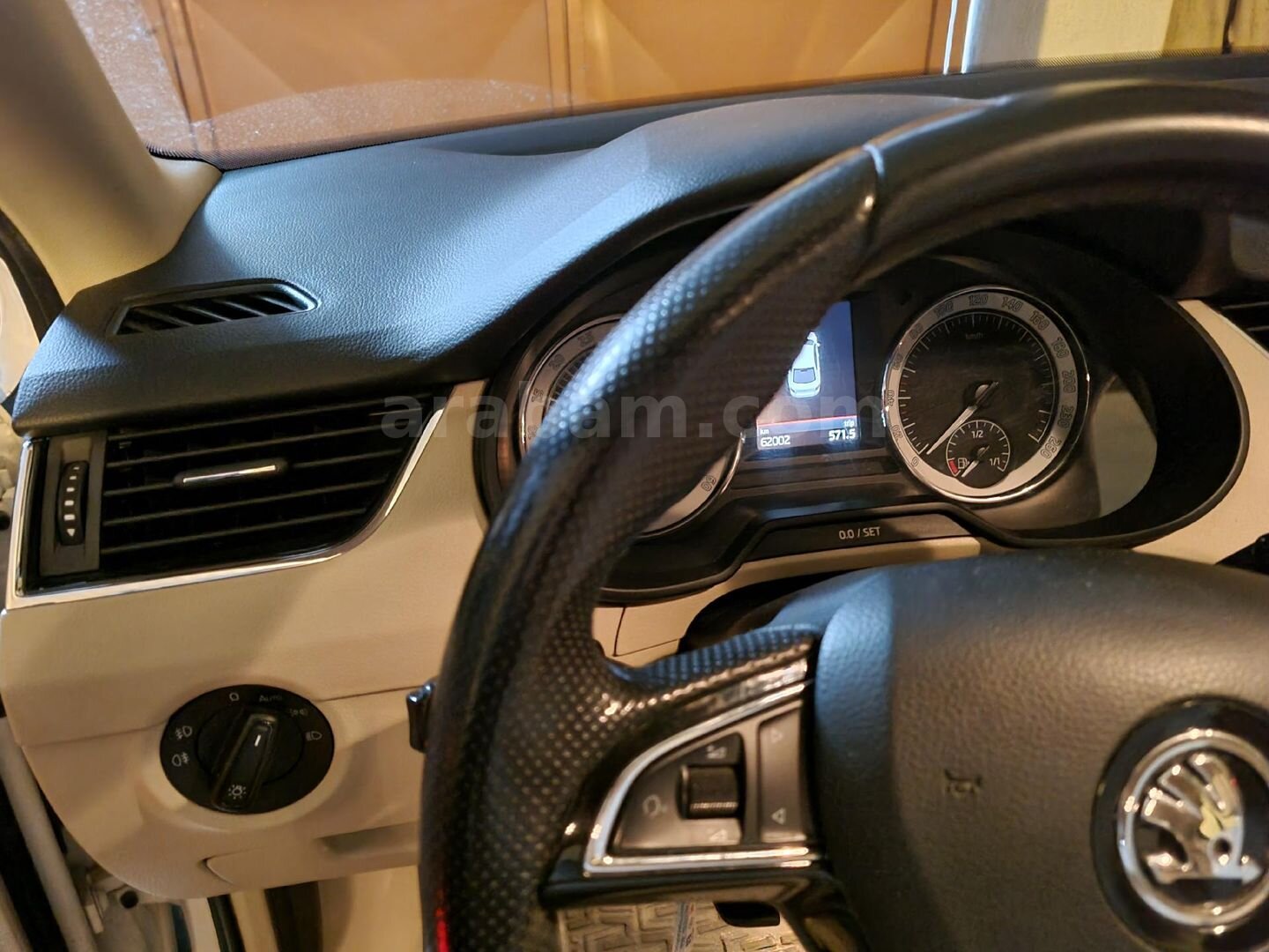 Sahibinden Skoda Octavia 1.6 TDI Style 2018 Model Manisa 63.000 km Beyaz 4