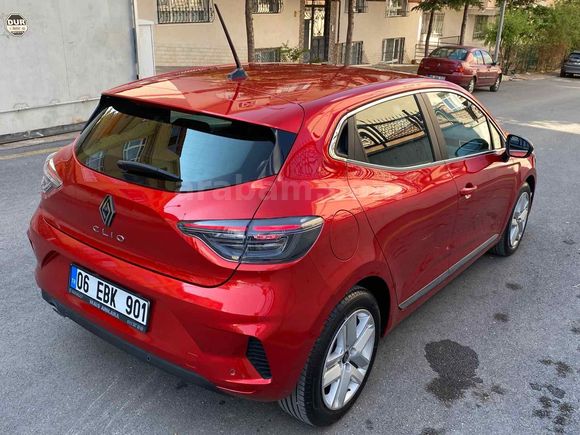 Sahibinden Renault Clio 1.0 TCe Evolution 2023 Model 23.000 km 