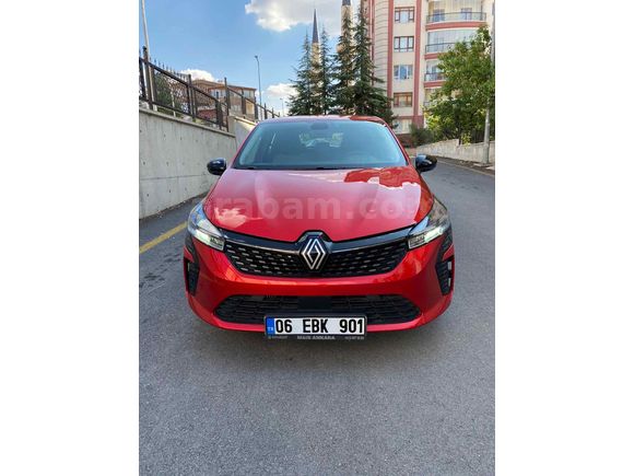 Sahibinden Renault Clio 1.0 TCe Evolution 2023 Model 23.000 km 