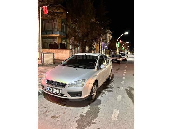 Sahibinden Ford Focus 1.6 TDCi Ghia 2005 Model 