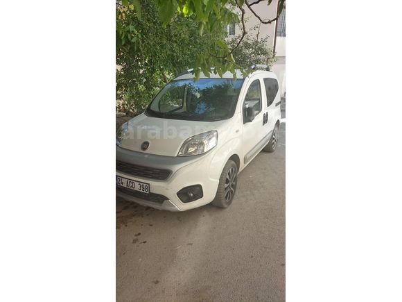 Sahibinden Fiat Fiorino Combi 1.3 Multijet Premio 2020 Model