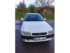Sahibinden Opel Astra 1.6 Classic 2001 Model
