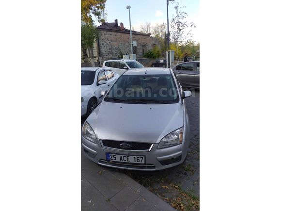  Bakımlı Focus 1.6 Ghia 2006(220.000km) 
