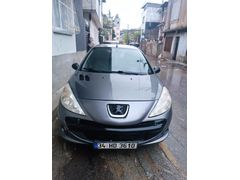 öğretmenden Peugeot 206+ 1.4 HDi Comfort 2011 Model