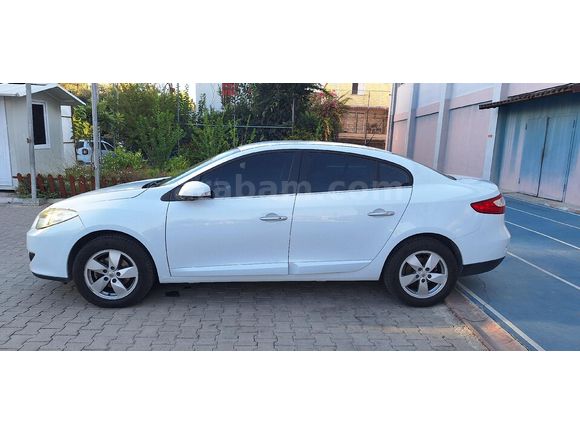 ikinci  Sahibinden ilk plaka  Renault Fluence 1.5 dCi Dynamique 2012 Model