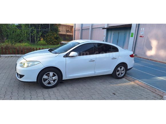 ikinci  Sahibinden ilk plaka  Renault Fluence 1.5 dCi Dynamique 2012 Model