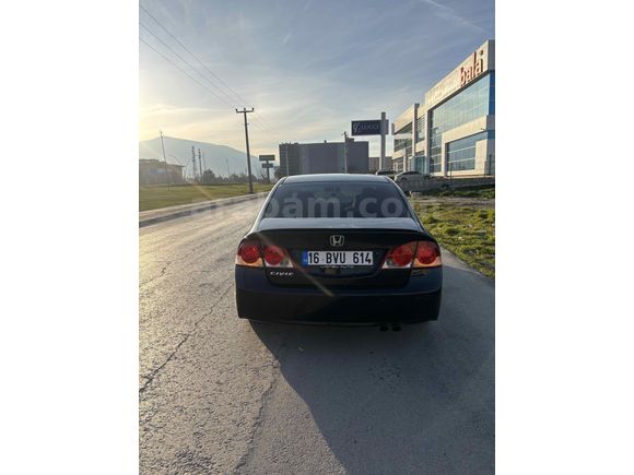 Sahibinden Honda Civic 1.6i VTEC Premium 2008 Model 