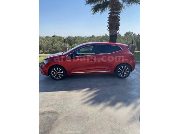 Sahibinden Renault Clio 1.0 TCe Icon 2023 Model 