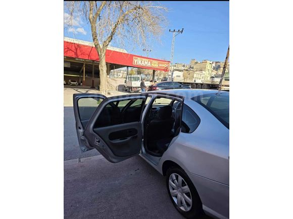 Sahibinden Renault Symbol 1.5 dCi Authentique 2011 Model