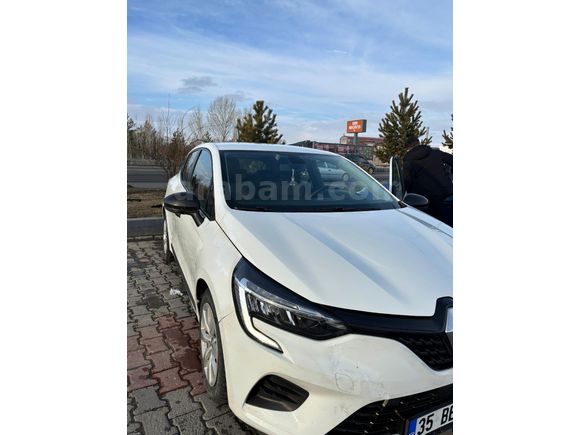 Sahibinden Renault Clio 1.0 SCe Joy 2022 Model