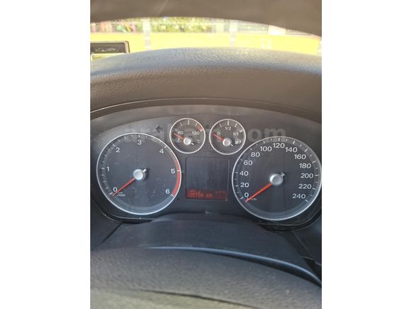 Öğretmenden Ford Focus 1.6 TDCi Trend 2007 Model