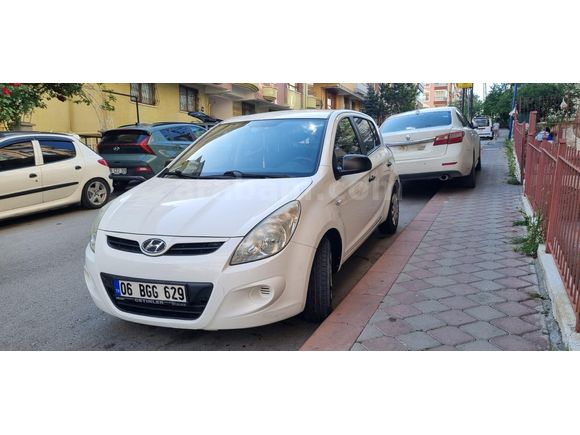 Sahibinden Hyundai i20 1.4 CRDi Team 2011 Model Ankara 105.000 km Beyaz