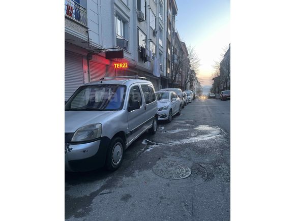 Sahibinden Peugeot Partner 2.0 HDI 2004 Model 