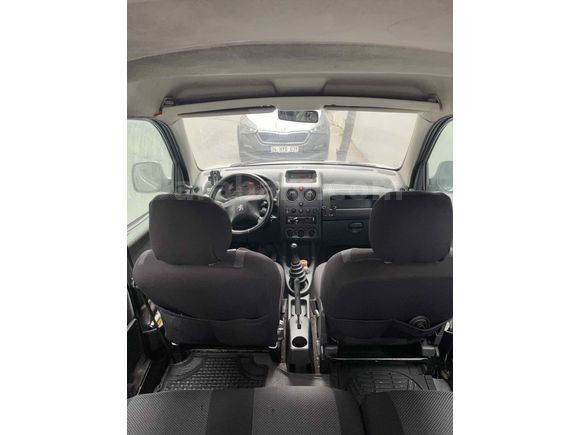 Sahibinden Peugeot Partner 2.0 HDI 2004 Model 