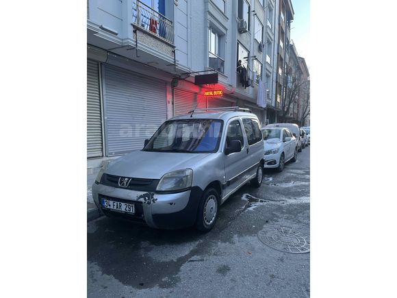 Sahibinden Peugeot Partner 2.0 HDI 2004 Model 