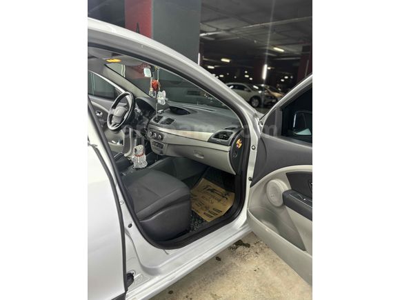 Sahibinden Renault Fluence 1.5 dCi Business 2012 Model 