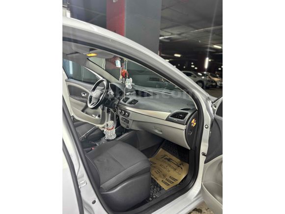 Sahibinden Renault Fluence 1.5 dCi Business 2012 Model 