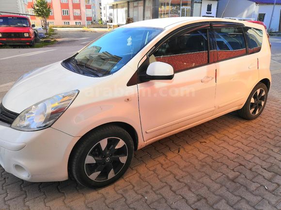 Masrafsız Temiz Nissan Note 1.5 dCi Tekna Pack 2013 Model