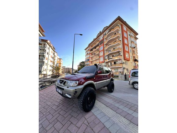 Sahibinden Nissan Terrano 2.7 TDI Elegance 2001 Model 