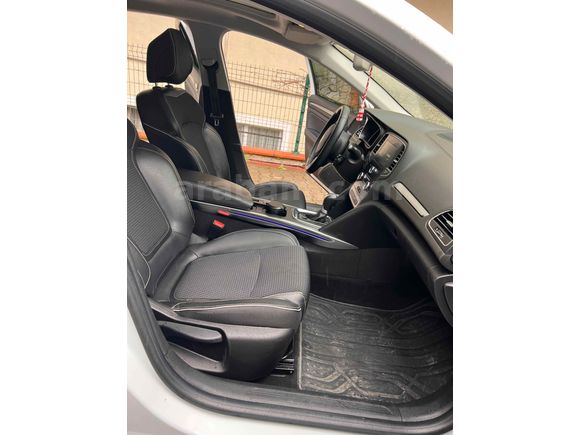 Sahibinden Renault Megane 1.3 TCe Icon 2020 Model 