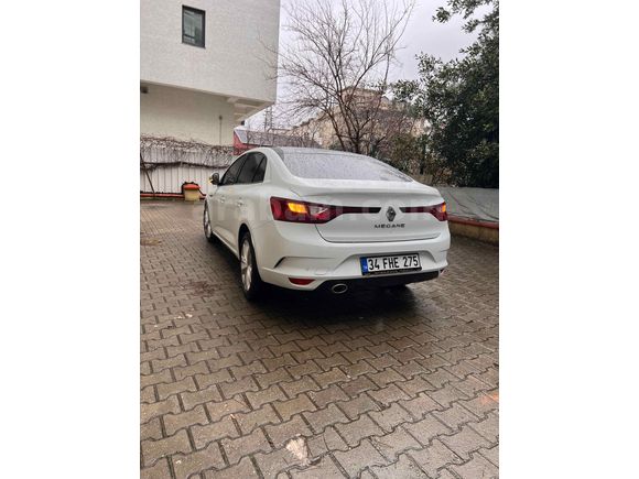 Sahibinden Renault Megane 1.3 TCe Icon 2020 Model 