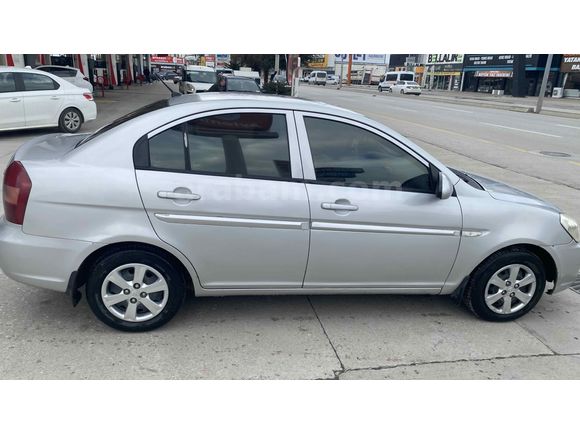 Sahibinden Hyundai Accent Era 1.5 CRDi-VGT Select 2011 Model 
