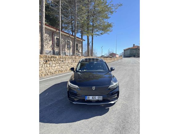 Sahibinden Skywell ET5 Premium 2022 Model  97.000 km Siyah