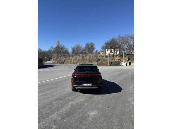 Sahibinden Skywell ET5 Premium 2022 Model  97.000 km Siyah