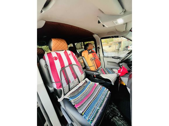  Volkswagen Transporter 2.0 TDI Camlı Van 2012