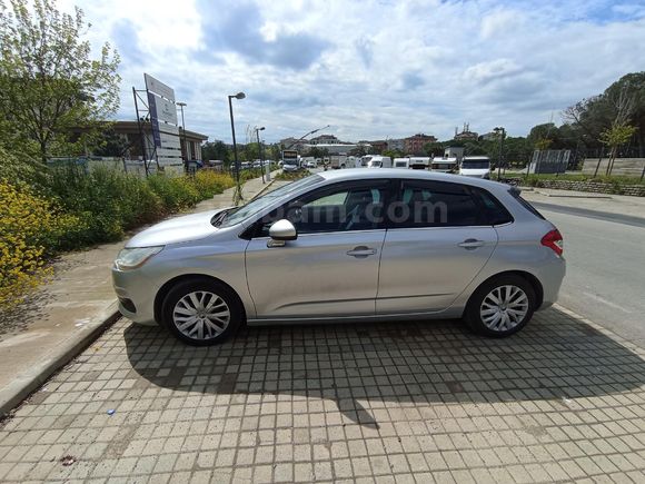 2028 Muayeneli - Ağır Bakımları Tam - Orijinal Citroen C4 Comfort
