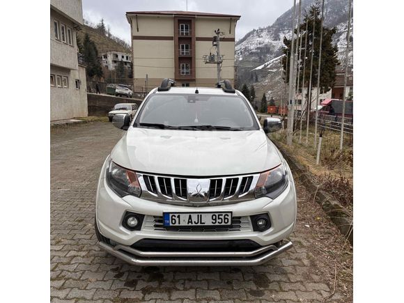 Sahibinden Mitsubishi L 200 4x2 Invite 2015 Model  321.000 km Beyaz