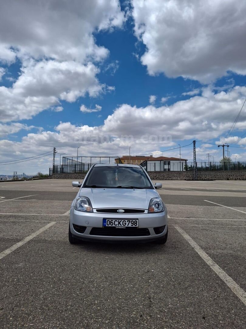 Sahibinden Ford Fiesta 1.4 TDCi Comfort 2004 Model Gaziantep 350.000 km Gri (Gümüş) 7