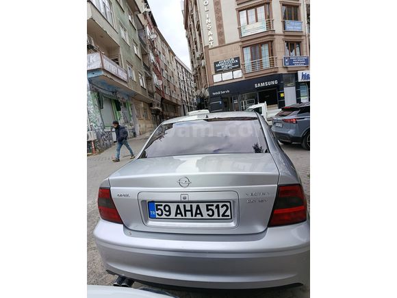 Sahibinden Opel Vectra 2.0 2000 Model 