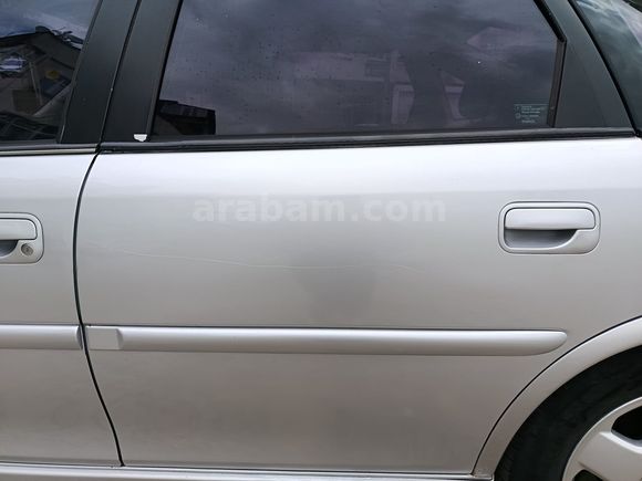 Sahibinden Opel Vectra 2.0 2000 Model 