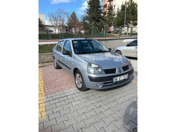 14 Yıldır tek elden garaj arabası Renault Clio 1.4 Authentice değişensiz