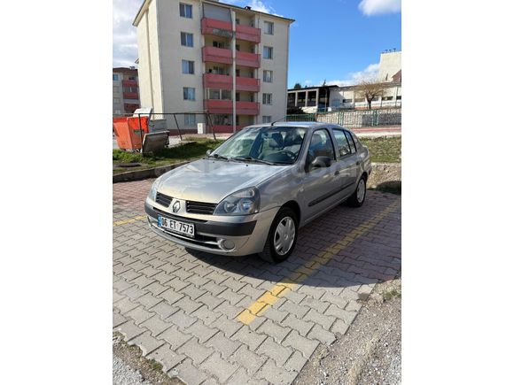 14 Yıldır tek elden garaj arabası Renault Clio 1.4 Authentice değişensiz