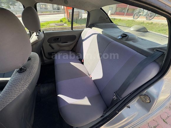 14 Yıldır tek elden garaj arabası Renault Clio 1.4 Authentice değişensiz