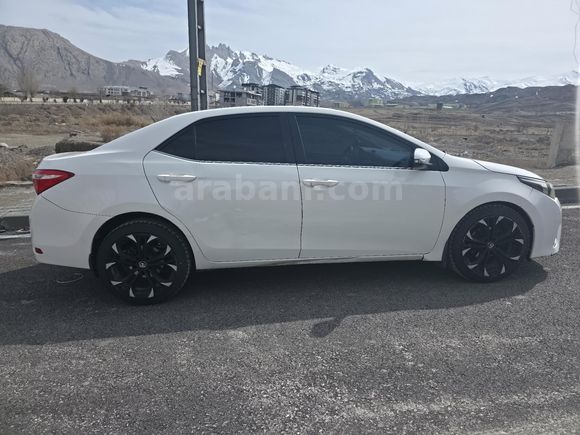 Sahibinden Toyota Corolla 1.4 D-4D Touch 2016 Model