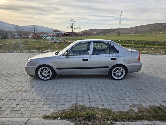 Sahibinden Hyundai Accent 1.3 Admire 2003 Model