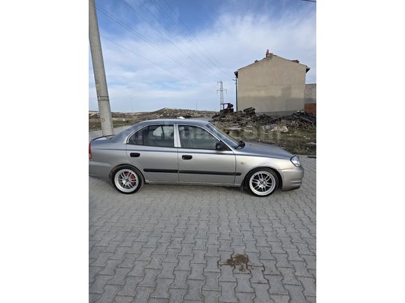 Sahibinden Hyundai Accent 1.3 Admire 2003 Model